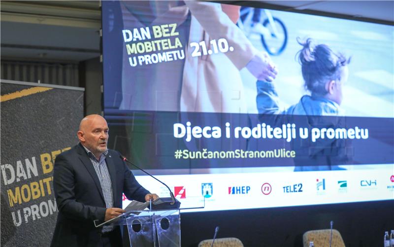 Dan bez mobitela u prometu