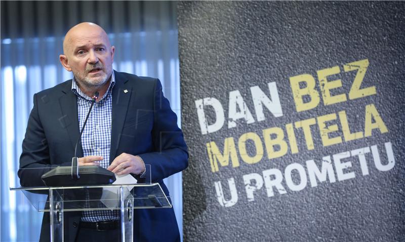 Dan bez mobitela u prometu