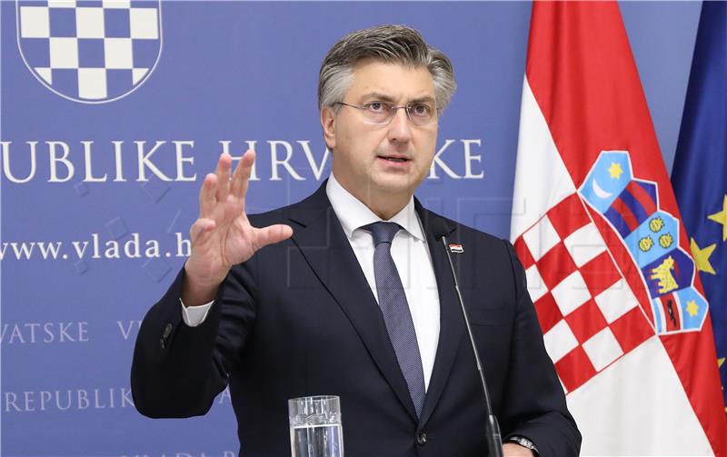 Plenković: Milanović kao piroman koji se prerušio u vatrogasca