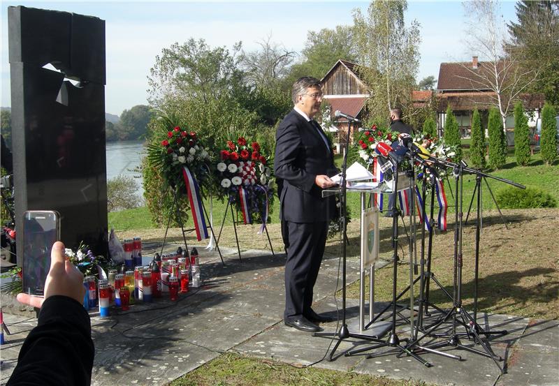 Plenković: Poruka veledrogerijama je racionalna, razumna i jasna