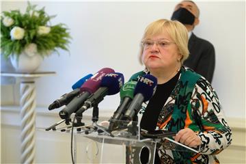 Konferencija za medije Anke Mrak-Taritaš