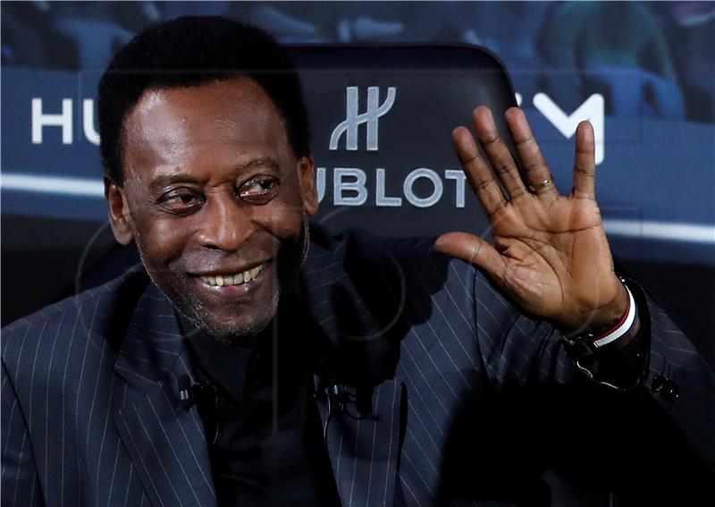 (FILE) FRANCE SOCCER PELE