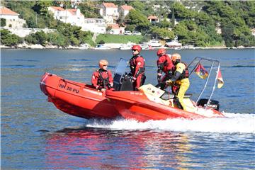 Dubrovnik: Predstavljeno plovilo za spašavanje na moru "Rescue Runner"