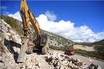 Počeli su radovi na rekonstrukciji državne ceste D-62