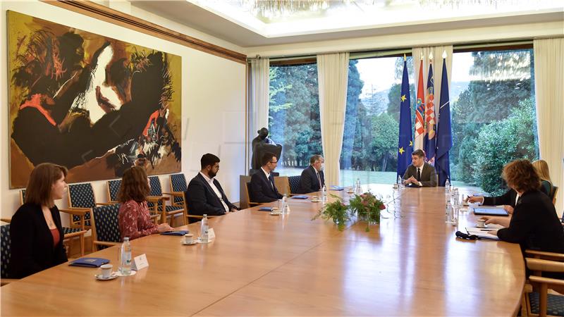 President meets with young researchers from Rudjer Boskovic Institute