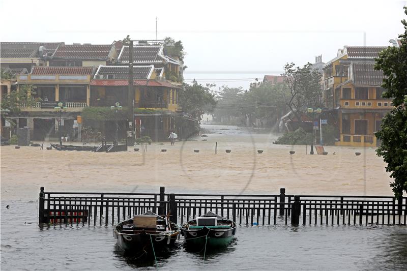 Typhoon Molave makes landfall in Vietnam