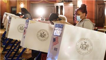 USA NEW YORK EARLY VOTING