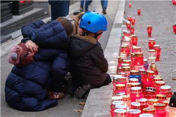 Središnje euharistijsko slavlje i molitva za pokojne na Mirogoju