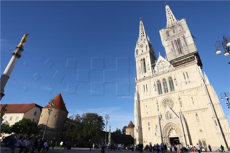 Počelo postavljanje skela oko zagrebačke katedrale