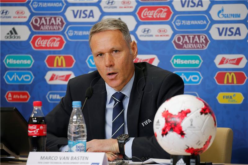 Van Basten: Gležanj me mučio cijelu karijeru, trebao sam ranije u mirovinu