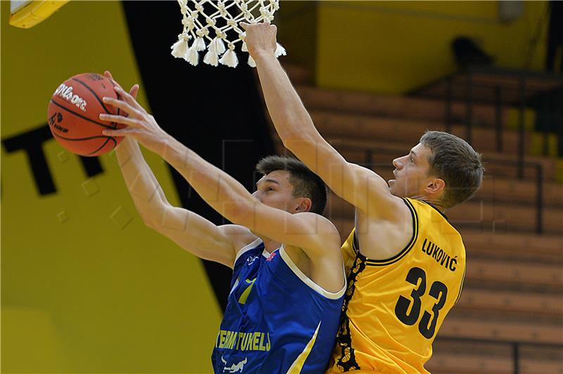 Košarka: Split - Zabok 102-69