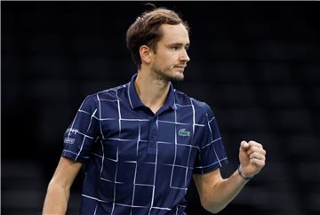 ATP Pariz: Medvedev prvi finalist