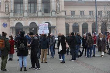 Zagreb: Prosvjed protiv uvođenja epidemioloških mjera