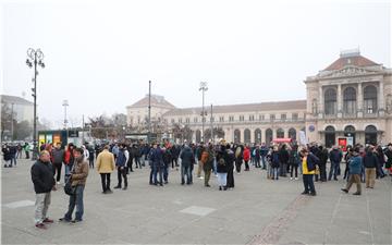 Zagreb: Prosvjed protiv uvođenja epidemioloških mjera