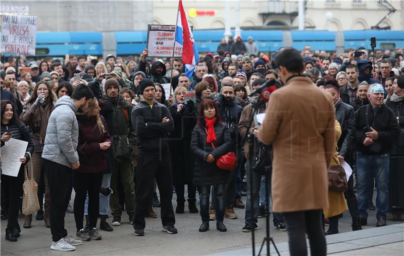 Zagreb: Prosvjed protiv uvođenja epidemioloških mjera