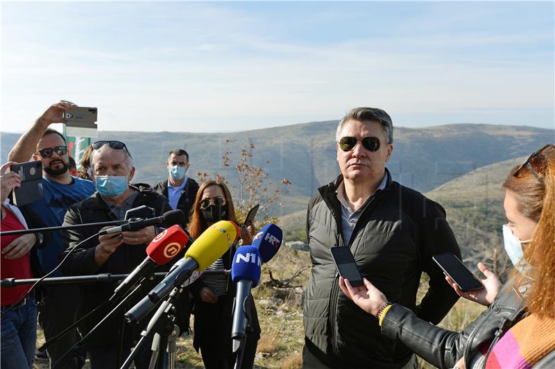 Milanović sudjelovao u kampanji pošumljavanja požarišta Dalmacije „Boranka“ 