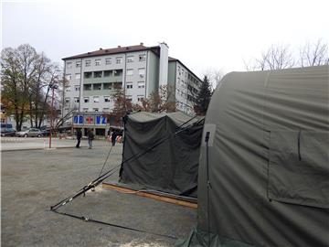 Ministar Beroš u Općoj bolnici Varaždin održao radni sastanak