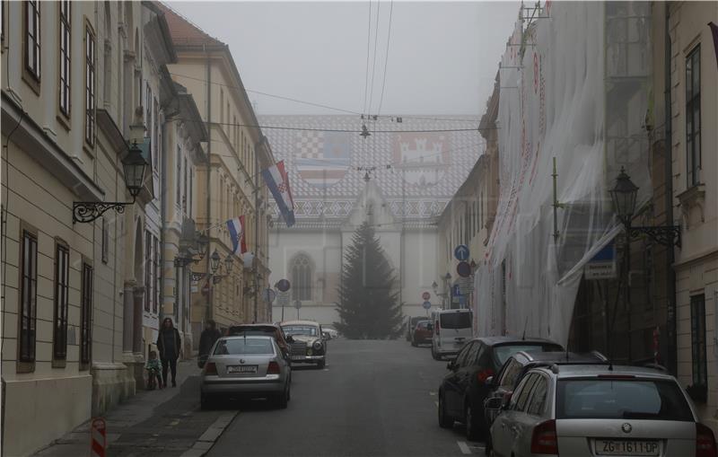 Magla nad Zagrebom