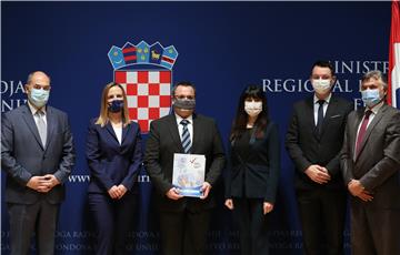 Uručivanje ugovora za projekt revitalizacije vrelovodne mreže u Zagrebu