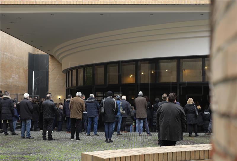 Posljednji ispraćaj Krunoslava Kiće Slabinca