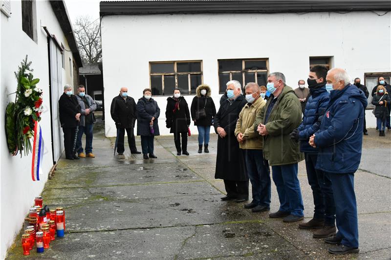 Vukovarci se prisjetili žrtava u Veleprometu