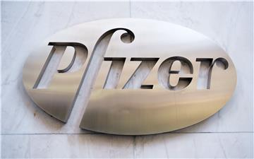 FILE USA PFIZER COVID-19 VACCINE