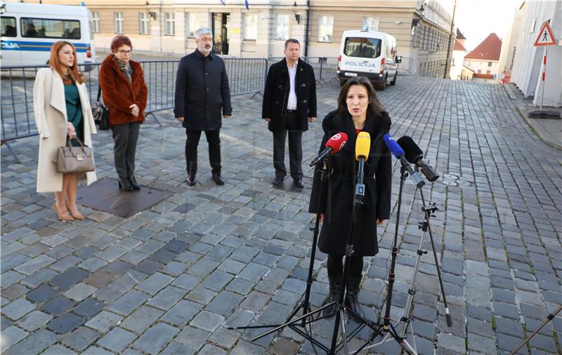 Konferencija za medije stranke Centar