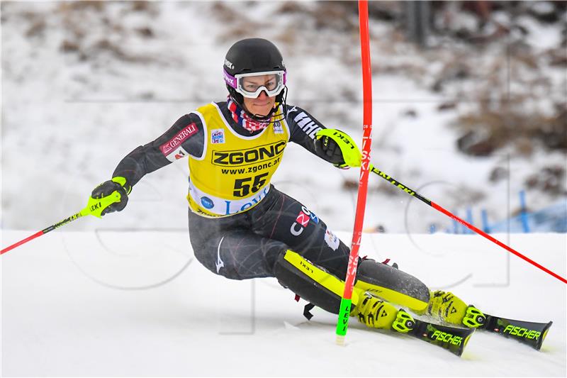 Levi, slalom(ž): Pobjeda Vlahove, Popović 27.