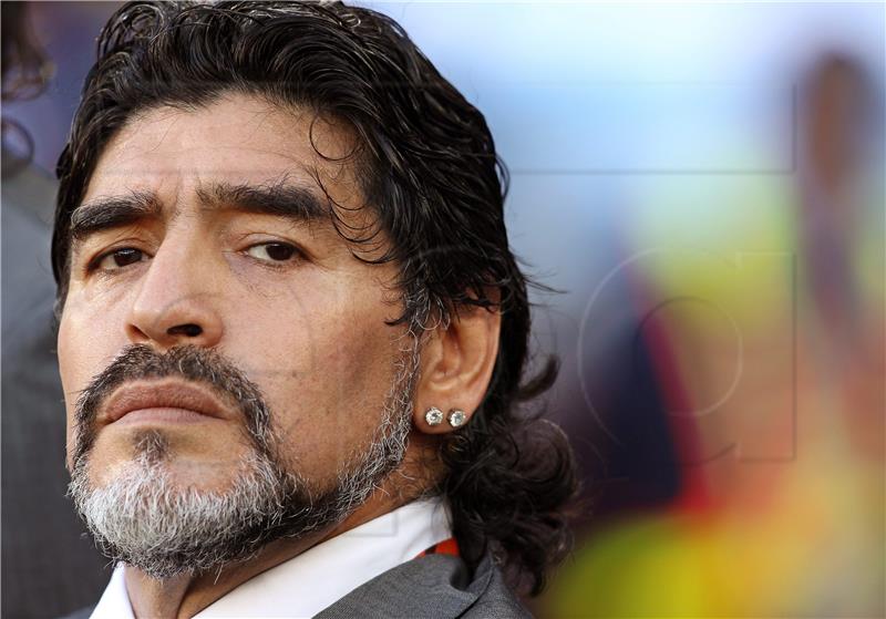 (FILE) SOUTH AFRICA SOCCER DIEGO MARADONA OBIT