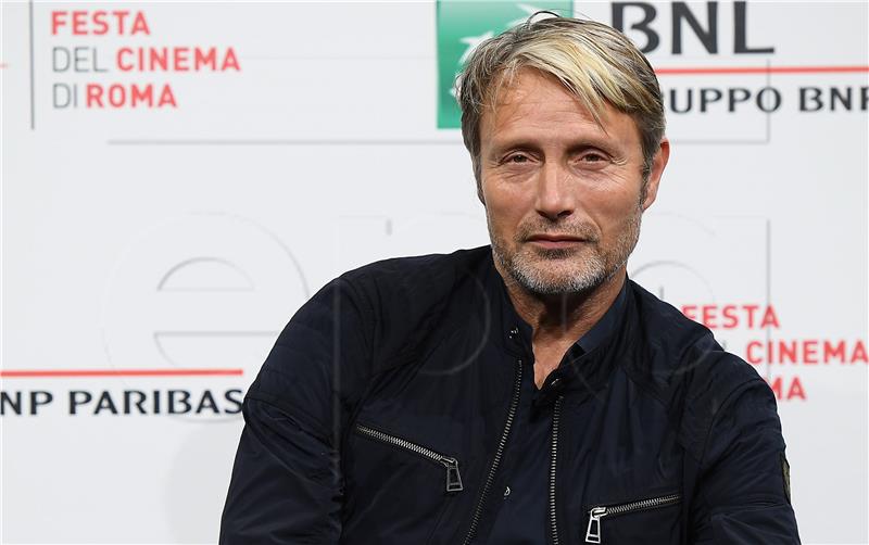 Mads Mikkelsen zamijenit će Johnnyja Deppa u trećem dijelu "Čudesnih zvijeri"