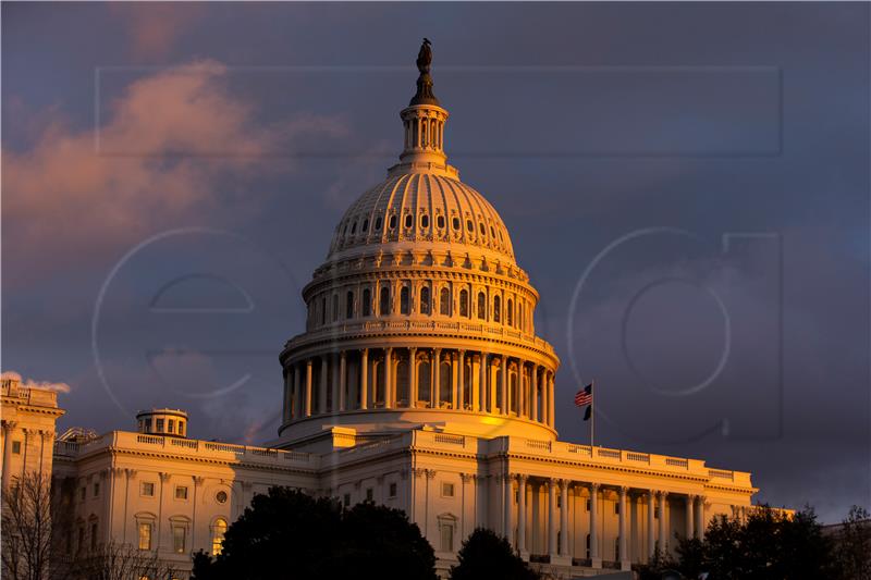 USA CAPITOL SUNSET