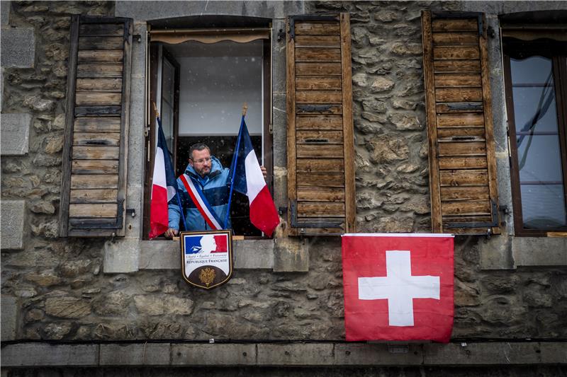 FRANCE SWITZERLAND PANDEMIC CORONAVIRUS SKIING