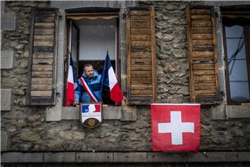 FRANCE SWITZERLAND PANDEMIC CORONAVIRUS SKIING