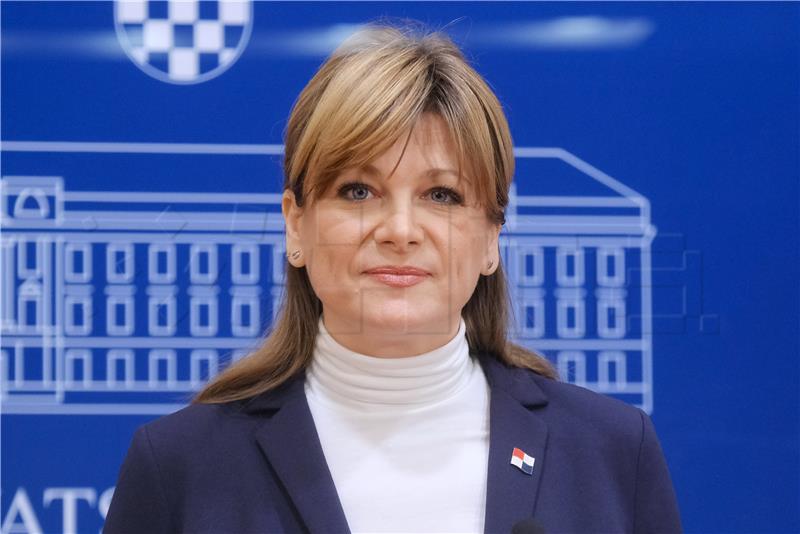 Konferencija za medije zastupnice Karoline Vidović Krišto