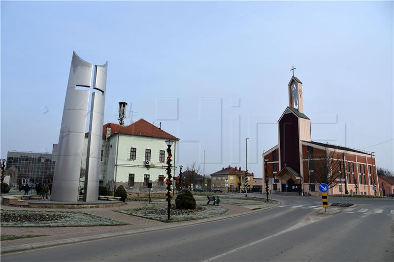 29. godišnjica pogibije hrvatskih pilota i padobranaca HRZ-a i branitelja Otoka