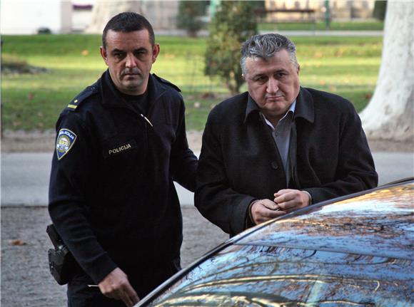 Former deputy minister sentenced to 3 years in bribery retrial