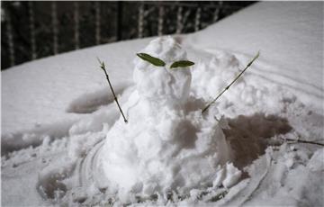 Snježna večer u Zagrebu