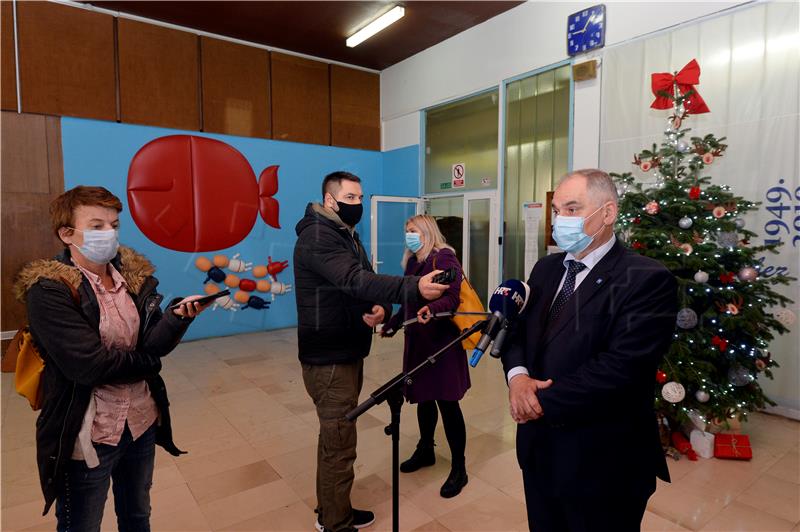 Andro Krstulović Opara i Blaženko Boban posjetili ustanovu DES