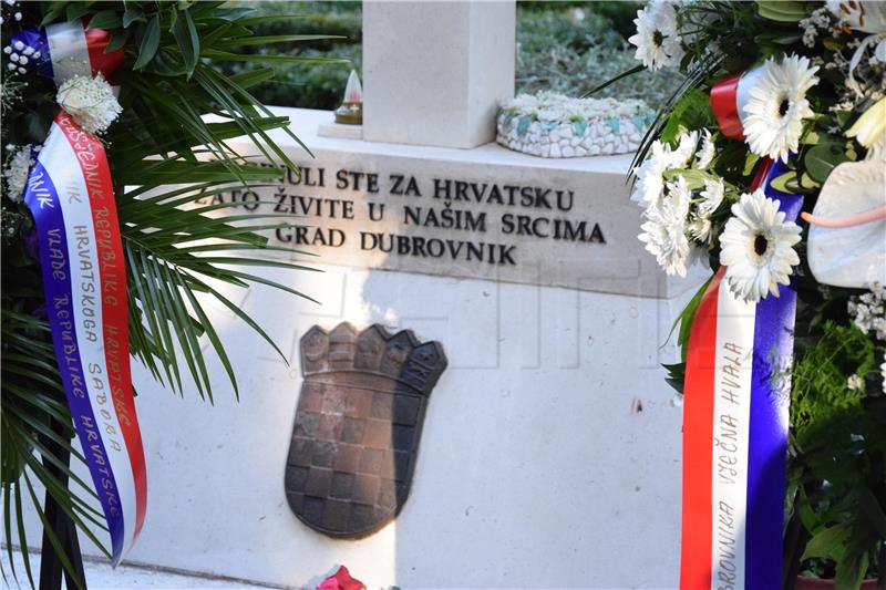 Mayor: Defenders who died for Dubrovnik remembered with pride