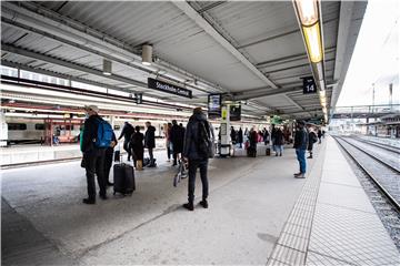 Švedska vlada traži od parlamenta veće ovlasti protiv pandemije 