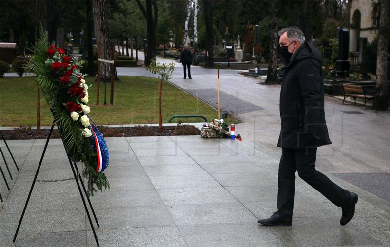 Izaslanstvo Domovinskog pokreta na Mirogoju u povodu obljetnice smrti Franje Tuđmana