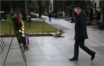 Izaslanstvo Domovinskog pokreta na Mirogoju u povodu obljetnice smrti Franje Tuđmana