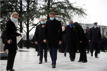 Na zagrebačkom Trgu Stjepana Radića otvoren Spomenik domovini