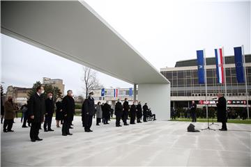 Na zagrebačkom Trgu Stjepana Radića otvoren Spomenik domovini