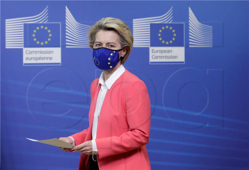 Von der Leyen poziva da se s cijepljenjem krene isti dan u cijeloj Uniji