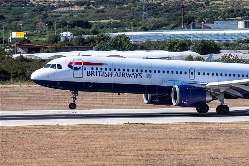 Croatia imposes ban on flights from Britain over new coronavirus variant