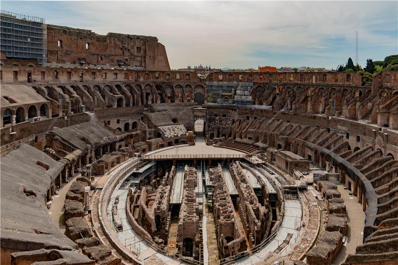 ITALY COLOSSEUM