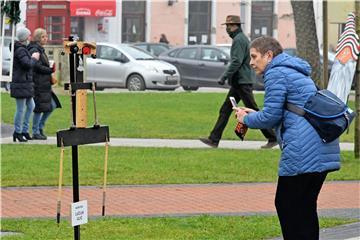 Vinkovci: Postavljena izložba lutaka