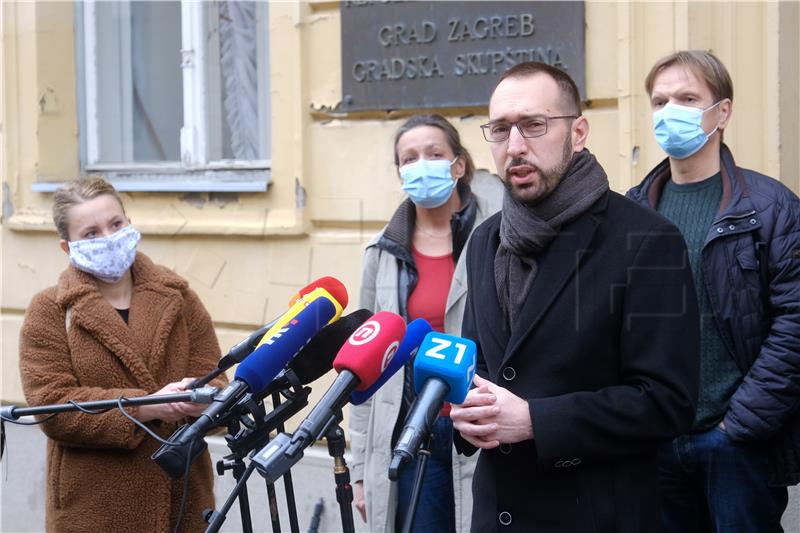 Konferencija za medije platformi Zagreb je NAŠ! i Možemo!