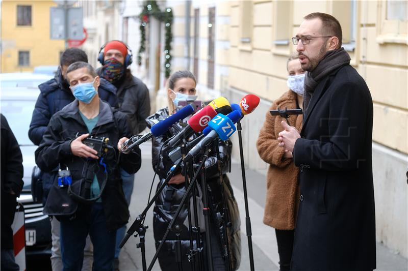 Konferencija za medije platformi Zagreb je NAŠ! i Možemo!